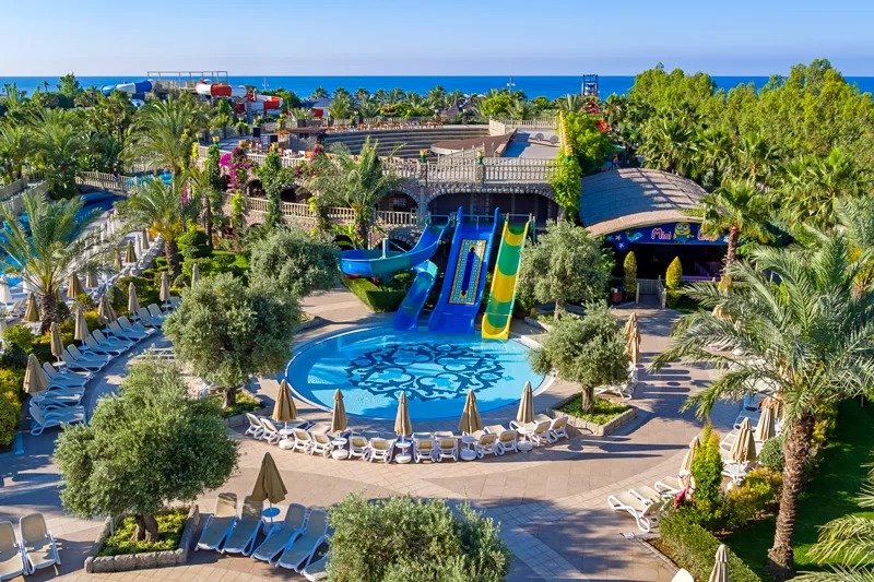Royal Holiday Palace Hotel