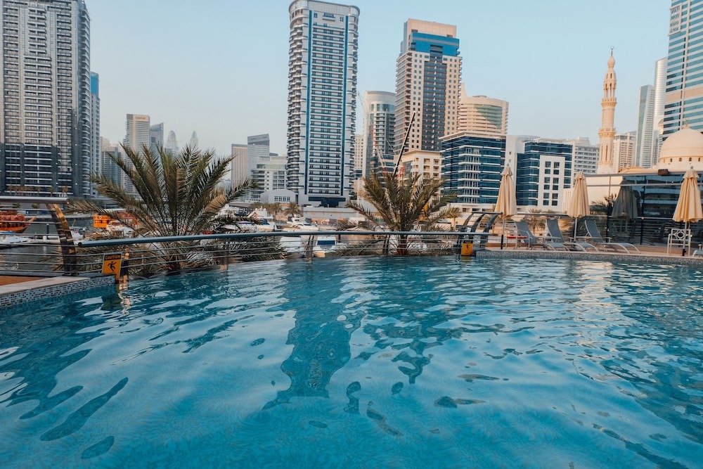 Signature Hotel Apartments & Spa Marina