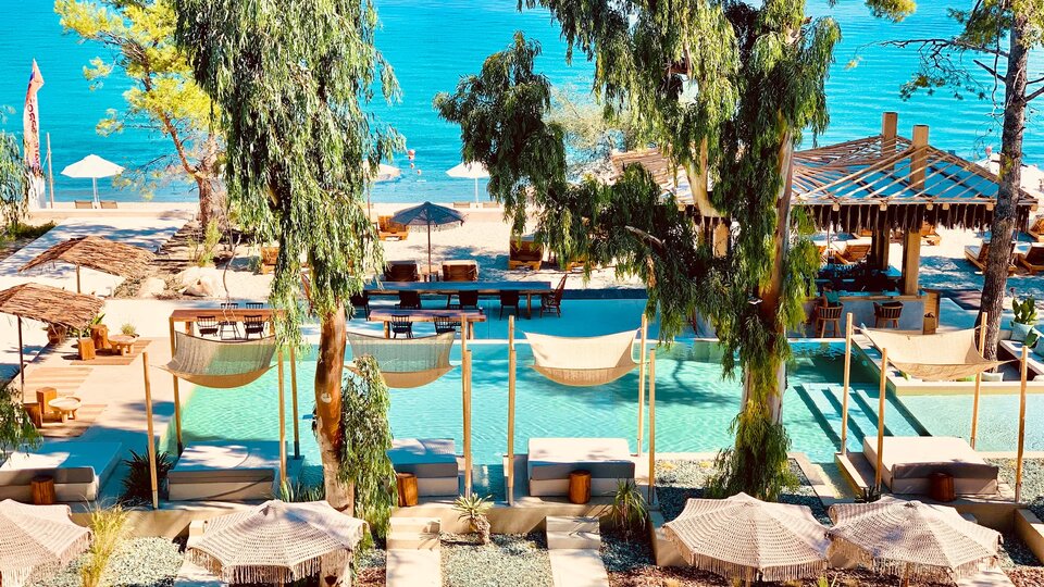 Mako Sea and Suites