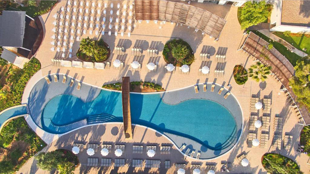BG Tonga Tower Design Hotel and Suites