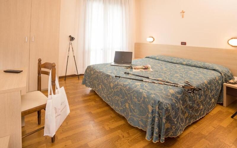 Hotel Trevi