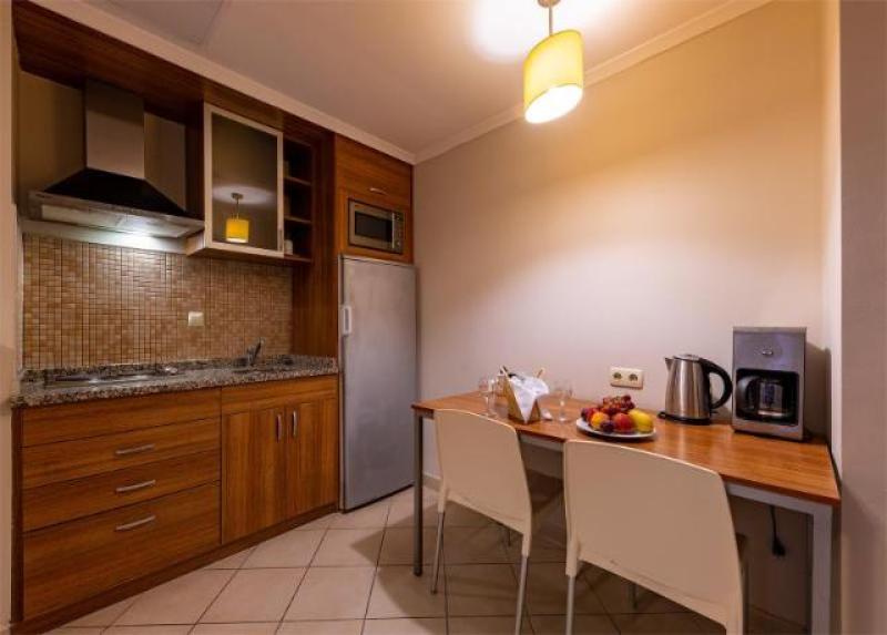 Viking Suite Hotel