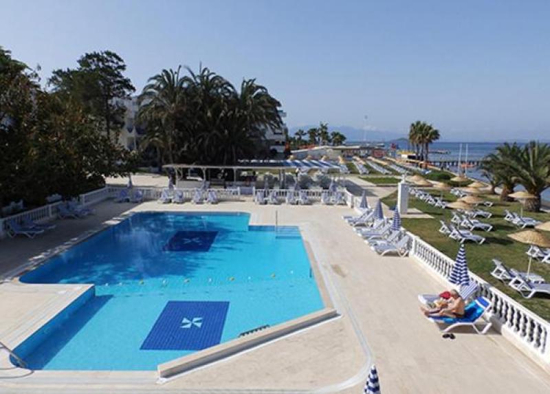Regulus Beach Resort Hotel