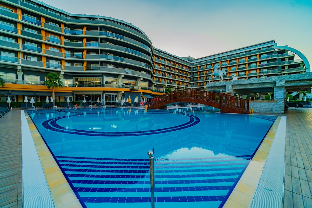 Senza The Inn Resort & SPA