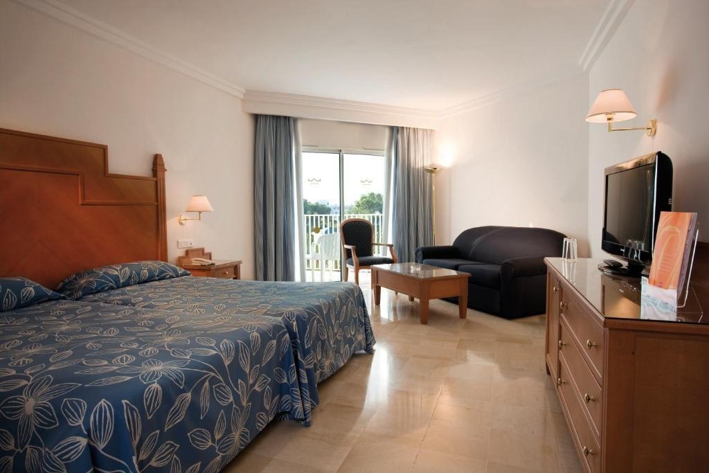 Occidental Marco Polo Hotel