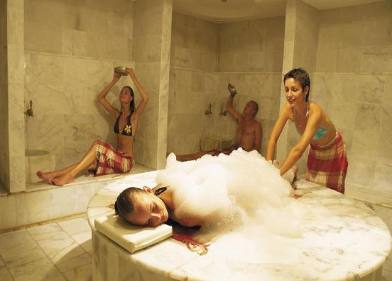 Korumar Deluxe Hotel