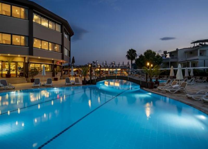 Club Dizalya Hotel