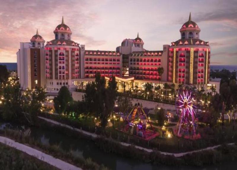 Delphin Be Grand Resort Hotel