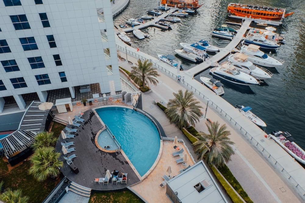 Signature Hotel Apartments & Spa Marina