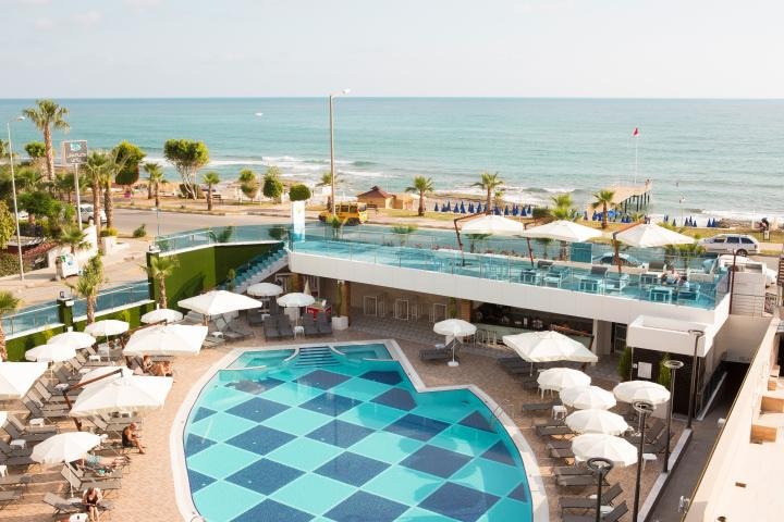 Sunprime C Lounge