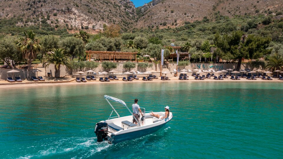Plataria Seaside Resort