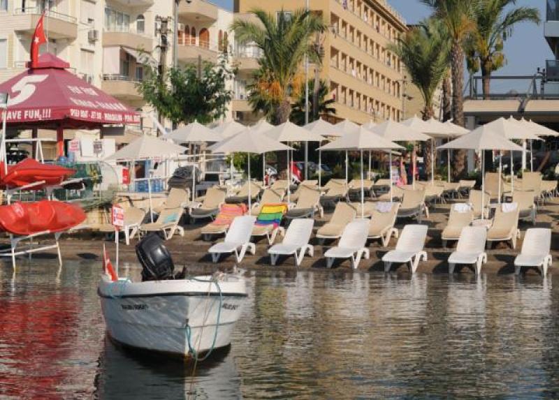 Mert Seaside Hotel