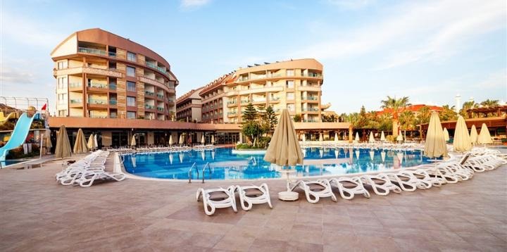 Seamelia Beach Resort