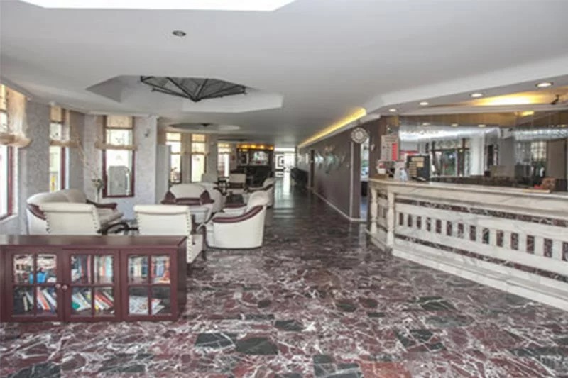 Azak Hotel
