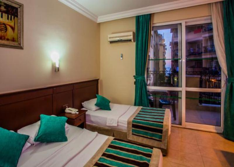 Kleopatra Royal Palm Hotel