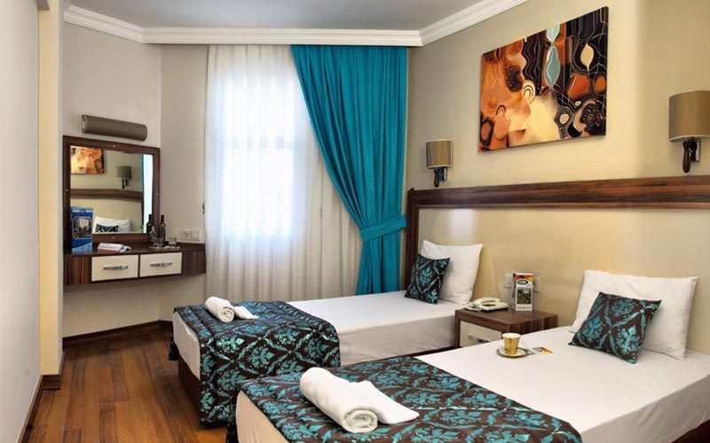 Flora Suites Hotel