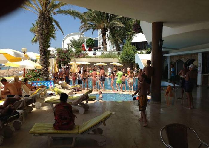 Rubi Hotel