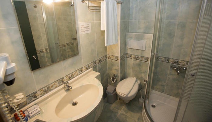 Katre Hotel