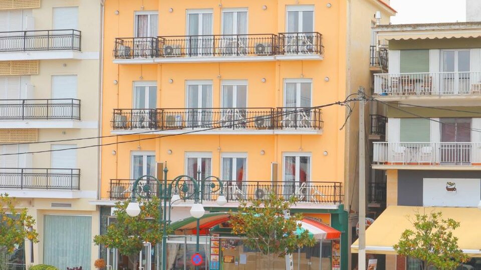 Akti Hotel