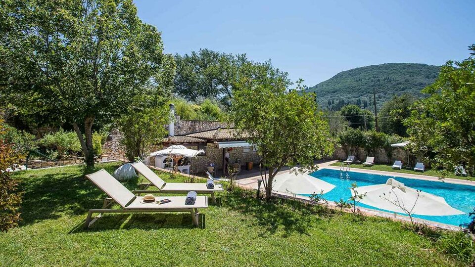 Paradise Inn