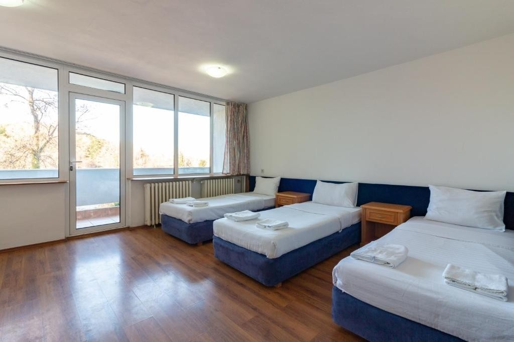 Hotel Slavija Beach Resort