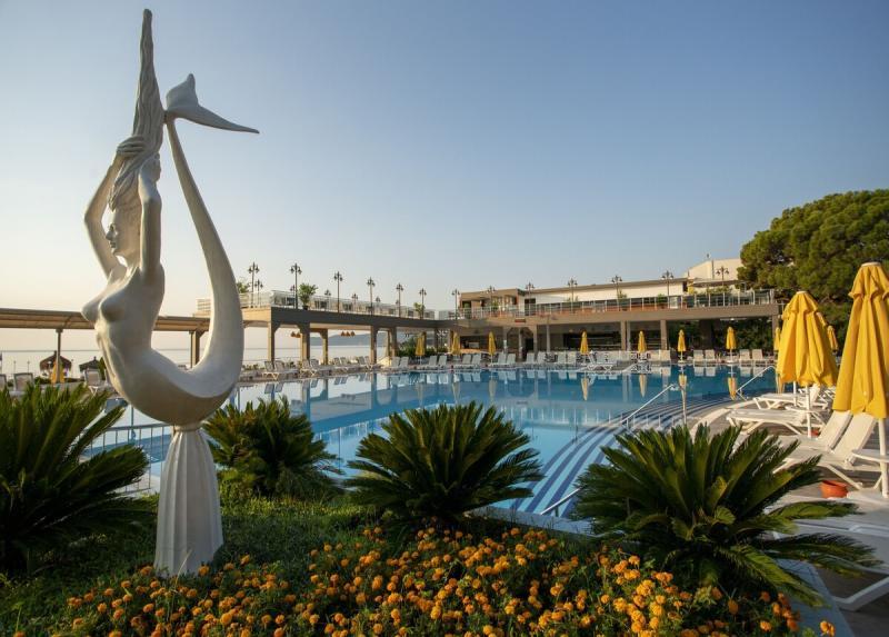 Perre La Mer Hotel