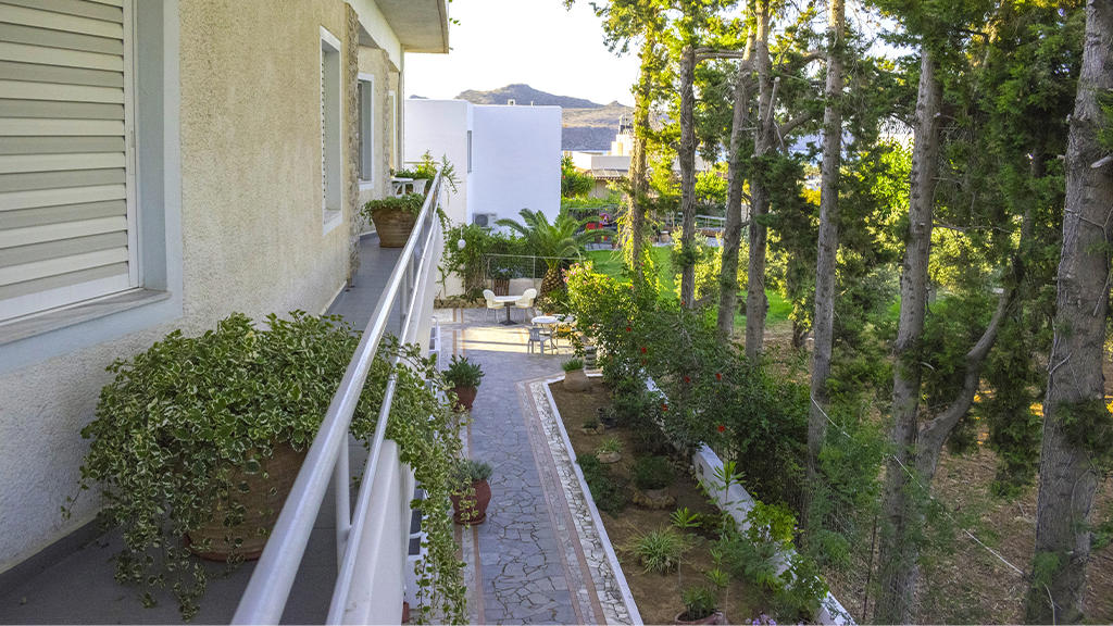 Stefanie Studios
