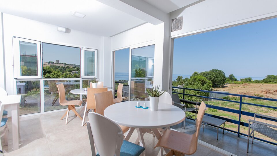 12 Olympian Gods Hotel