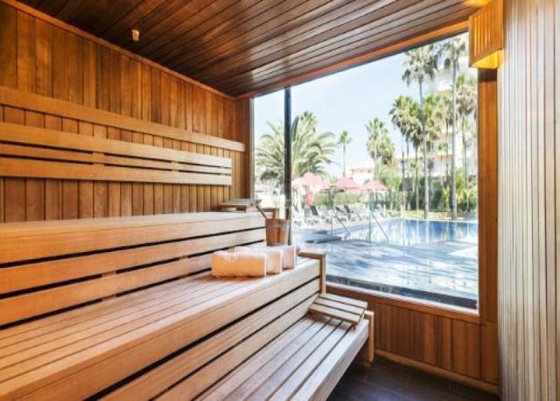 Playa Golf Hotel