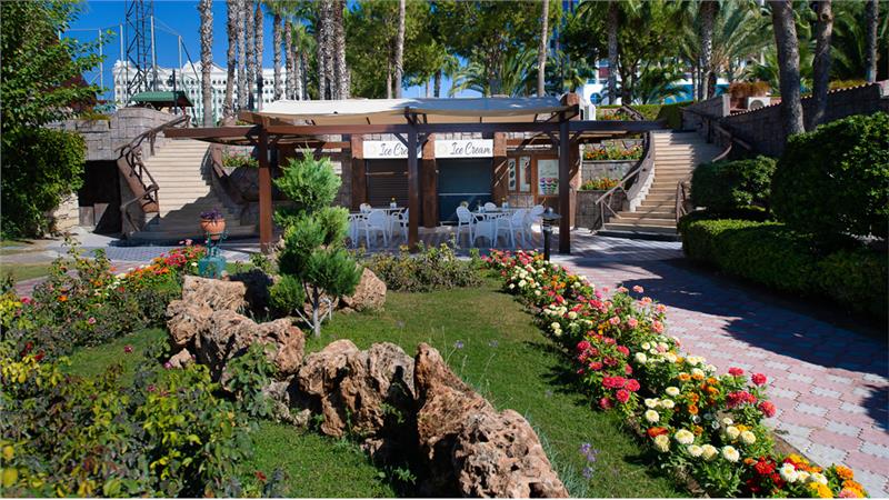 Kamelya Aishen K Club Hotel