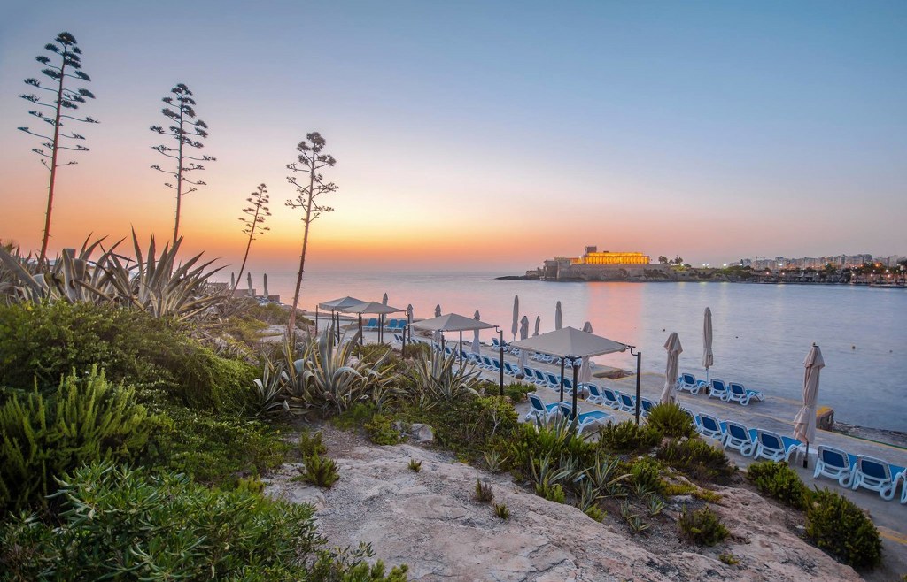 Hotel Corinthia St.Georges Bay