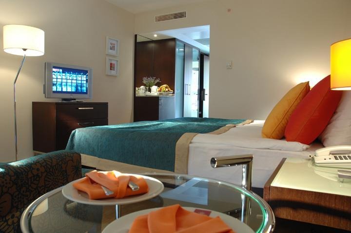 Barut Arum Collection