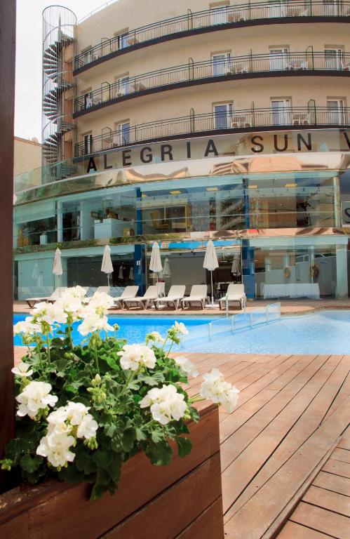 Hotel Alegria Sun Village