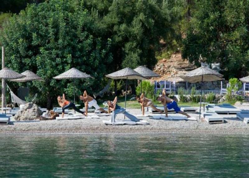 Hillside Beach Club Hotel