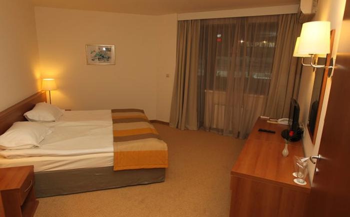 Four Points by Sheraton (ex. Strazhite)