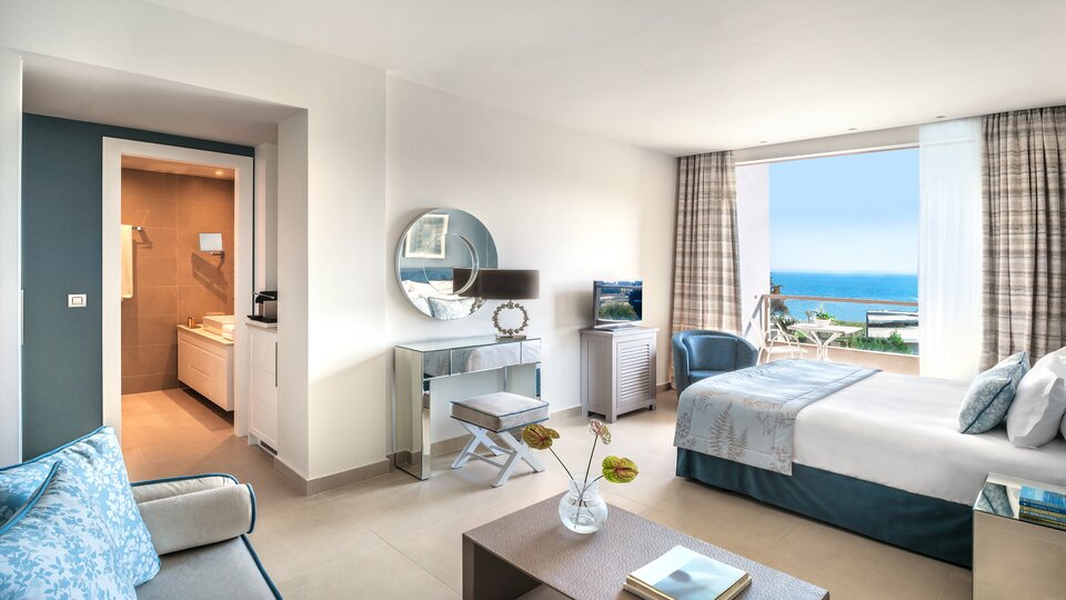 Hotel Ikos Olivia