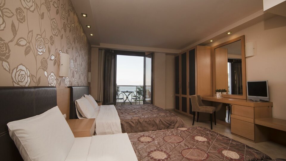 Mistral Hotel