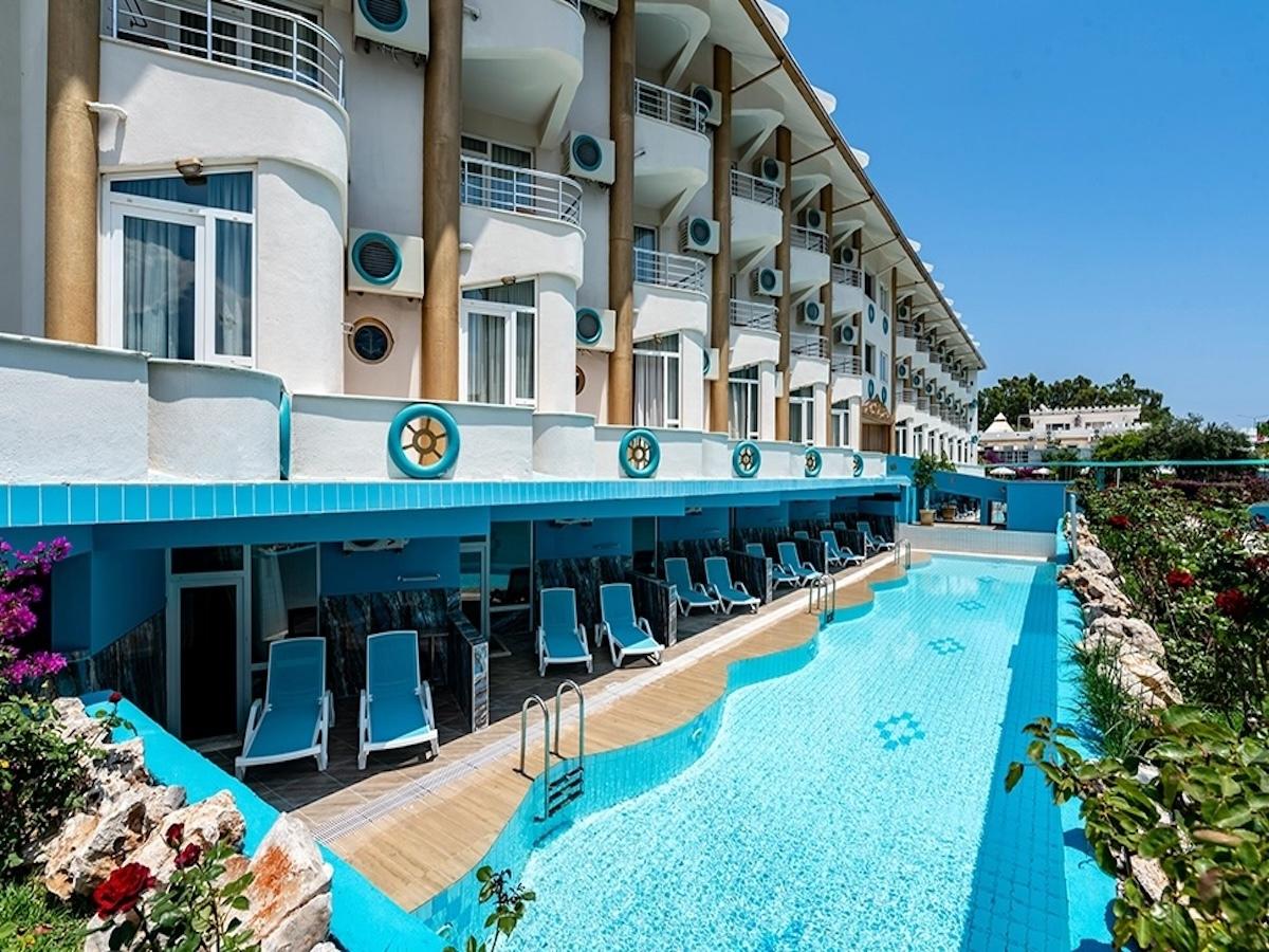 Miarosa Kemer Beach