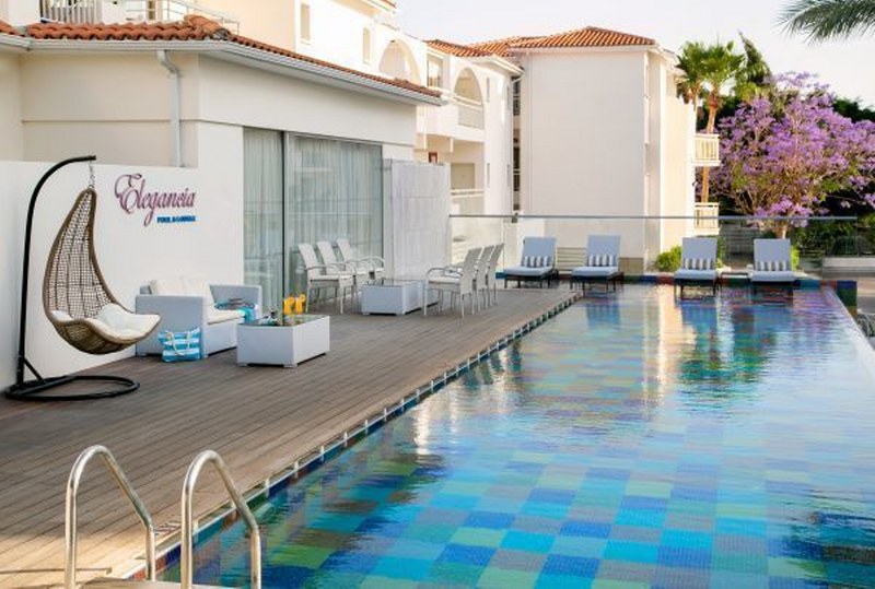 Hotel The King Jason