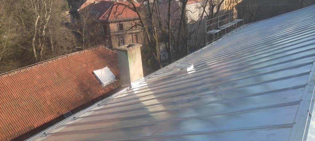 Obnova krova na Kinu Tuškanac