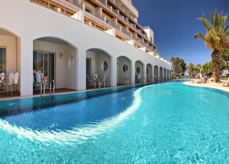Batihan Beach Resort And Spa Hotel