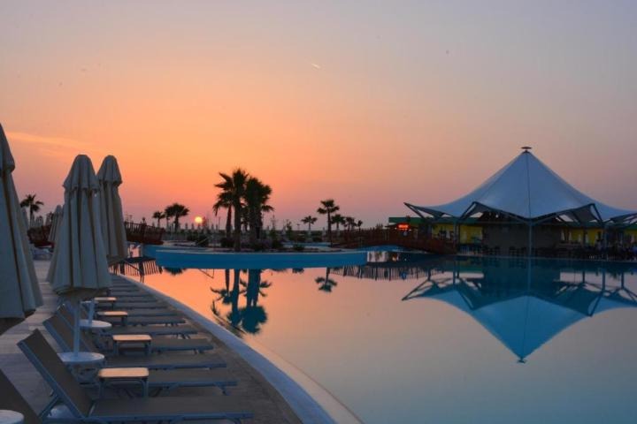 Hotel Aquasis Deluxe Resort & Spa