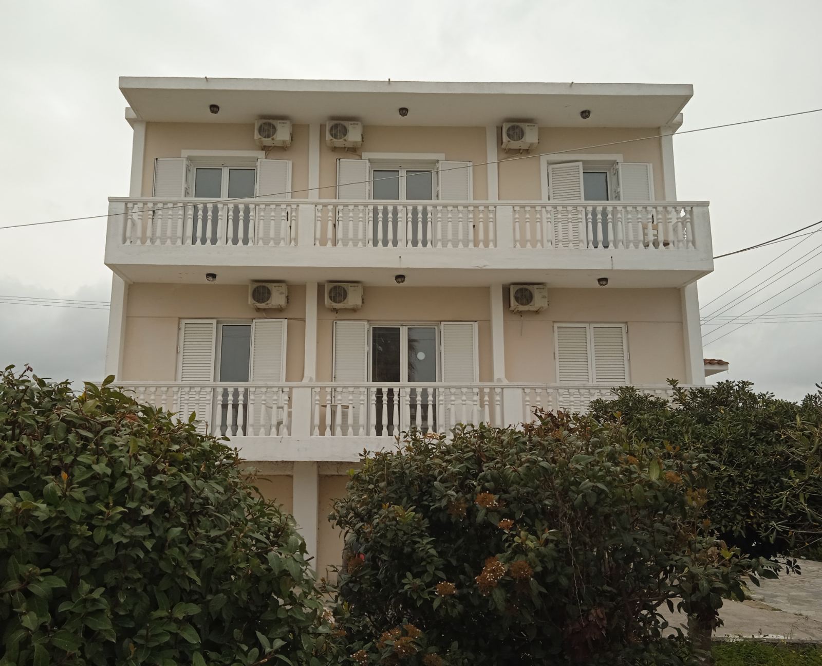 LG Apartments
