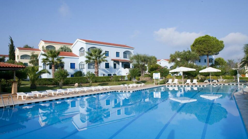 Govino Bay 