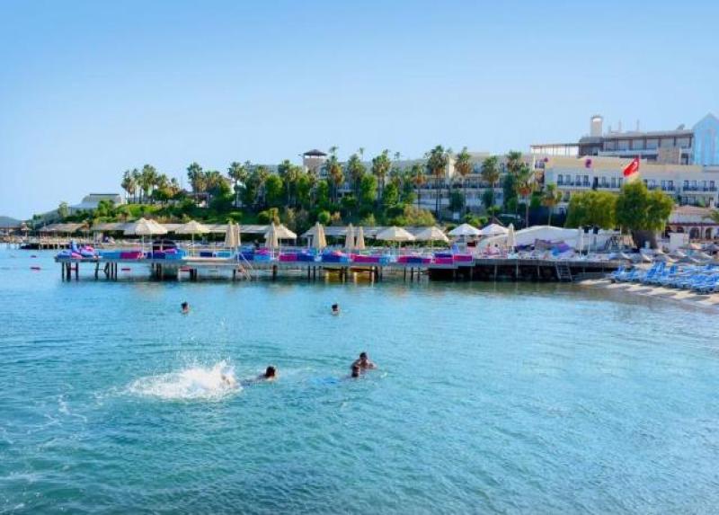 Salinas Beach Hotel