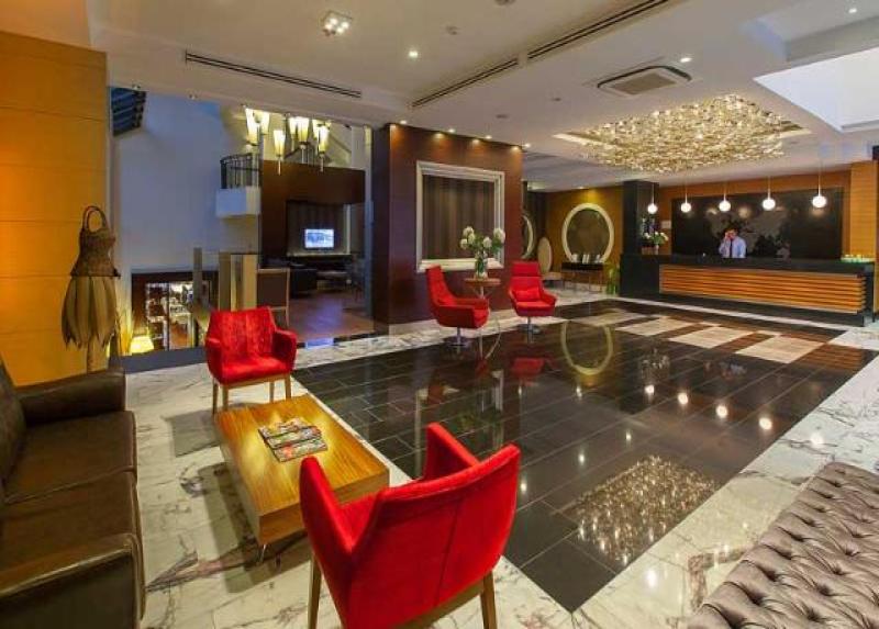Cettia Beach Resort Hotel