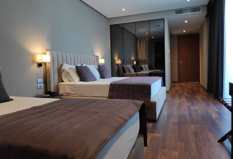Hotel Supreme Resort
