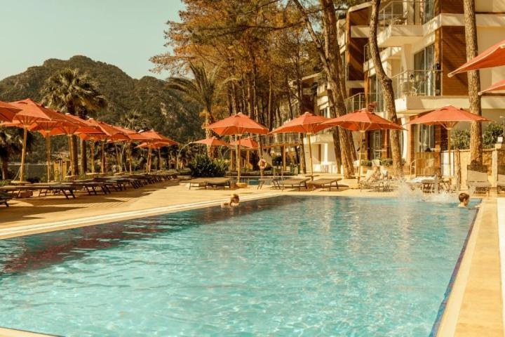Hotel Orka Lotus Beach