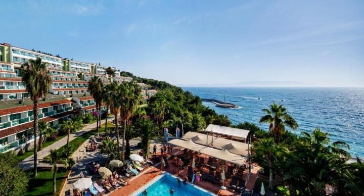 Hotel Pine Bay Holiday Resort