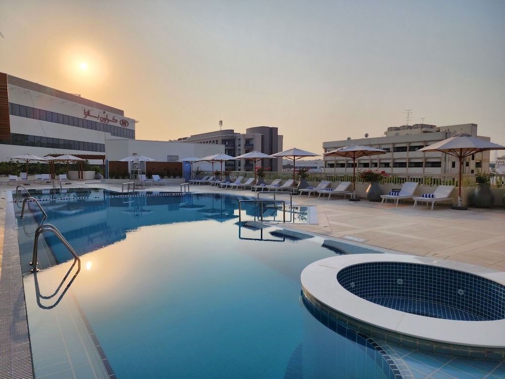 Crowne Plaza Dubai Deira